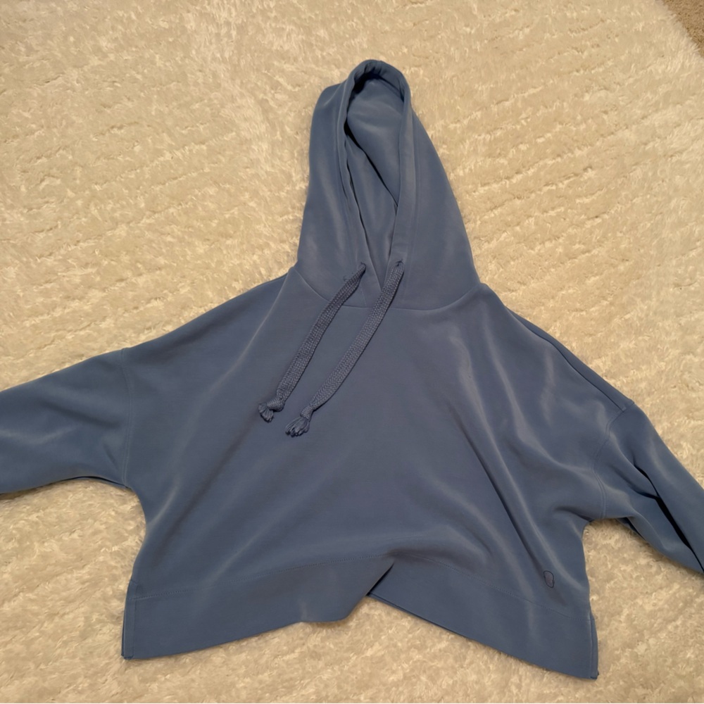 Cropped altar’d state sweatshirt